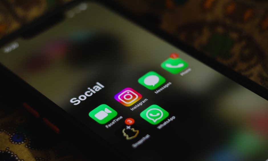 Utilisation d'applications sur smartphone